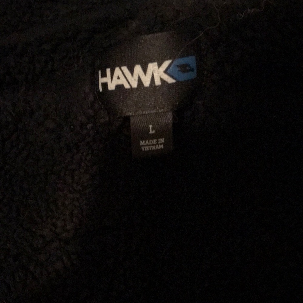 A warm jacket - Picture 3 of 3